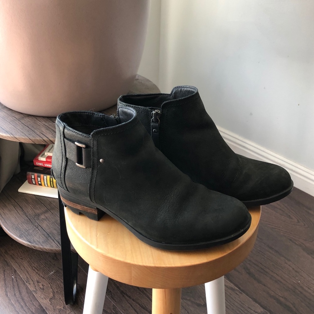Sorel Lolla Ankle Boot